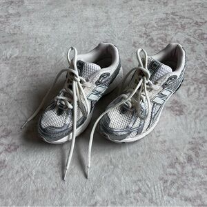 New Balance 1906 R Sneakers | Women’s 8.5 | Worn Twice!